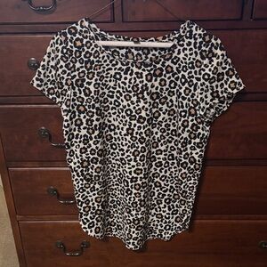 Ann Taylor Animal print short sleeve blouse